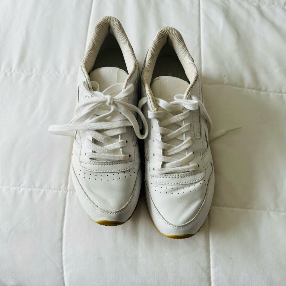 Reebok women’s sneakers